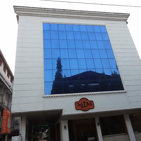 Mjm Plaza Hotell Kochi Exteriör bild